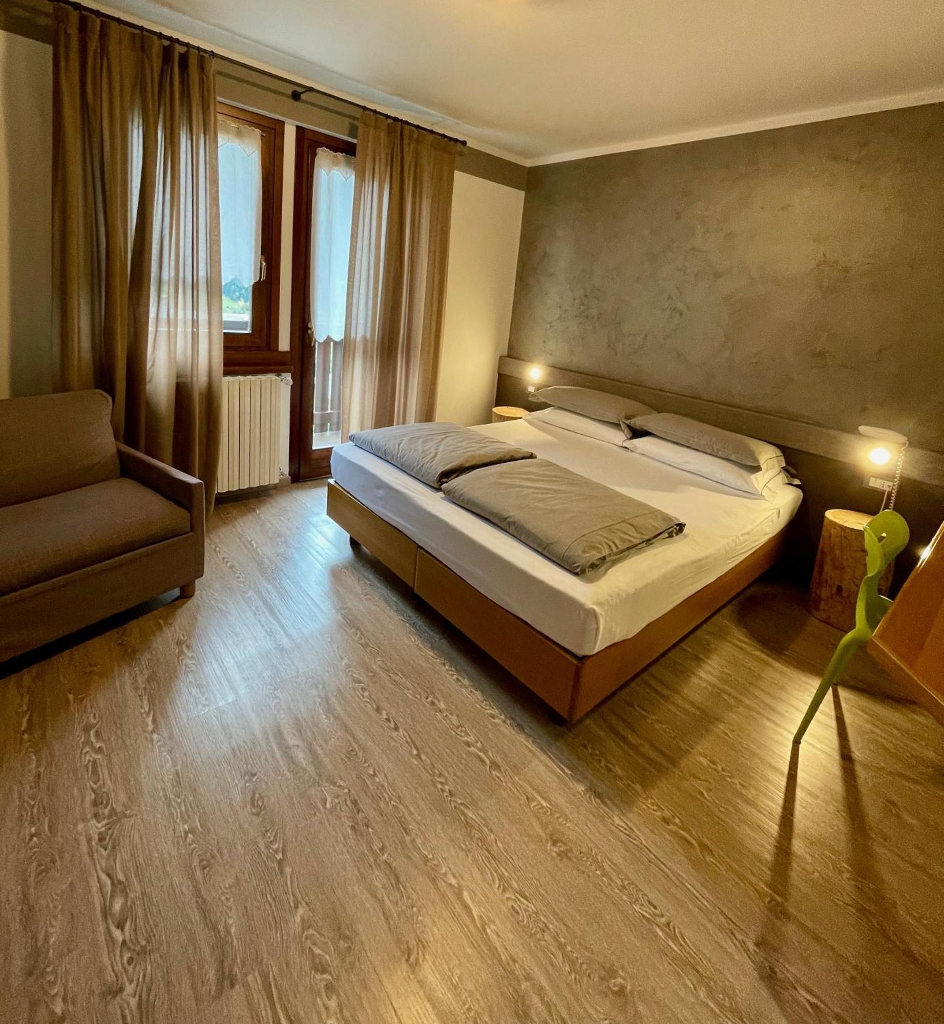 Hotel Garni Sorriso 폰테디레뇨 외부 사진